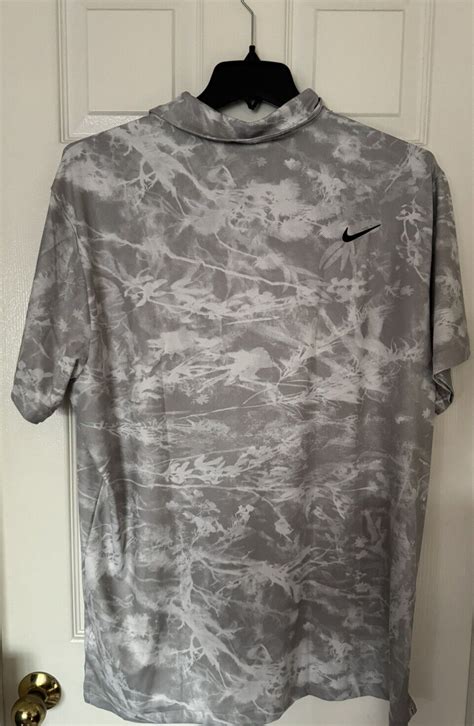 nike t shirts herren blumen|Nike Blumenmuster Kleidung & geblümte Mode shoppen .